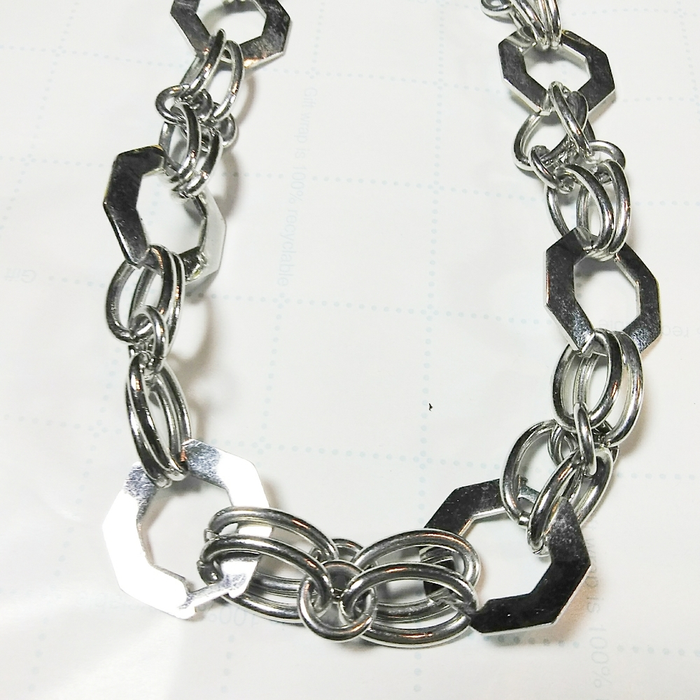 Premier Designs Silver Tone Hexagon Hoop Necklace